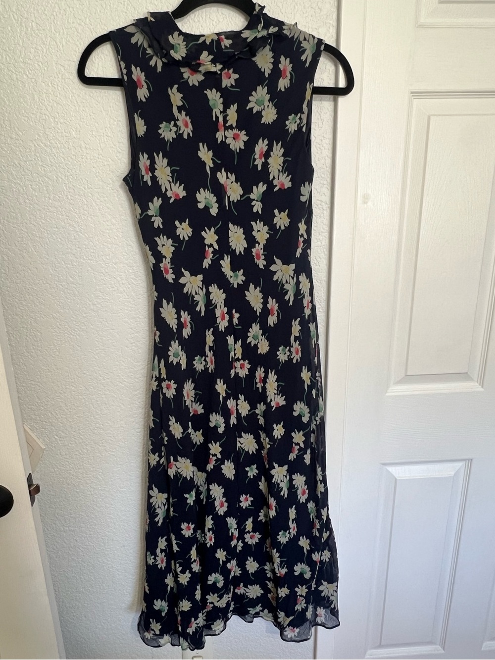 Lauren Ralph Lauren Silk Floral Ruffle Neck Midi Dress Navy Sleeveless Size 8 - Picture 7 of 10